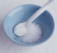 食盐也可以美容是真的吗 盐的美容功效