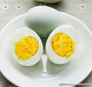 绿壳鸡蛋和普通鸡蛋哪个好 什么鸡